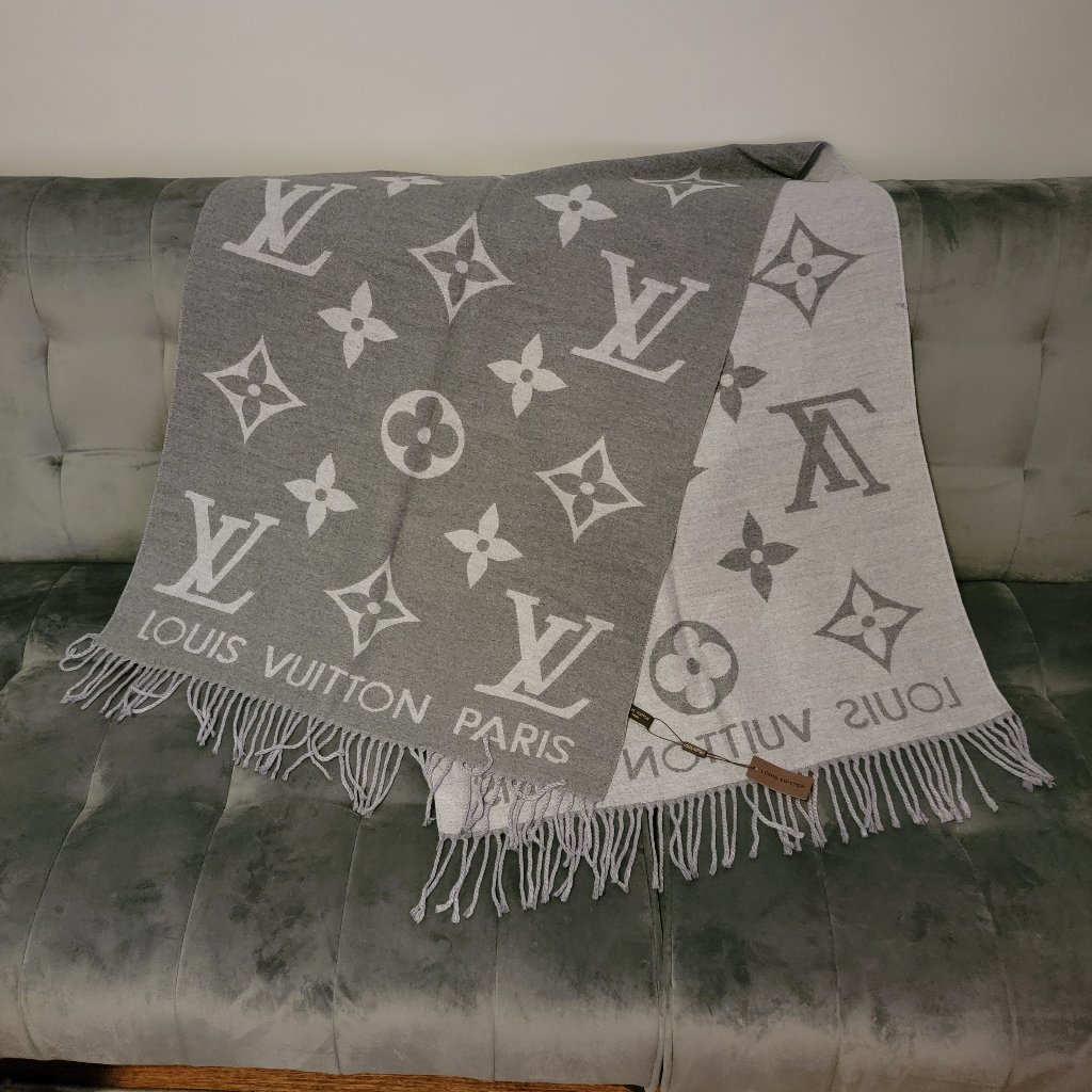 New Still In Box Reversible Lv Rectangular Scarf Light Gray & Darker Gray